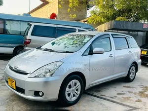 Toyota Wish 2005 Silver