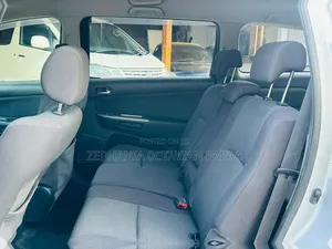 Toyota Wish 2005 Silver