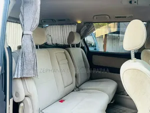 Toyota Alphard 2006 Beige