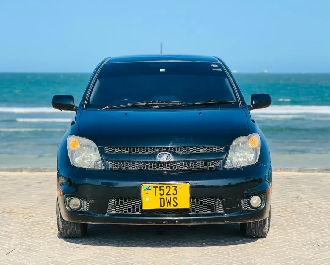 Toyota IST 2006 Black