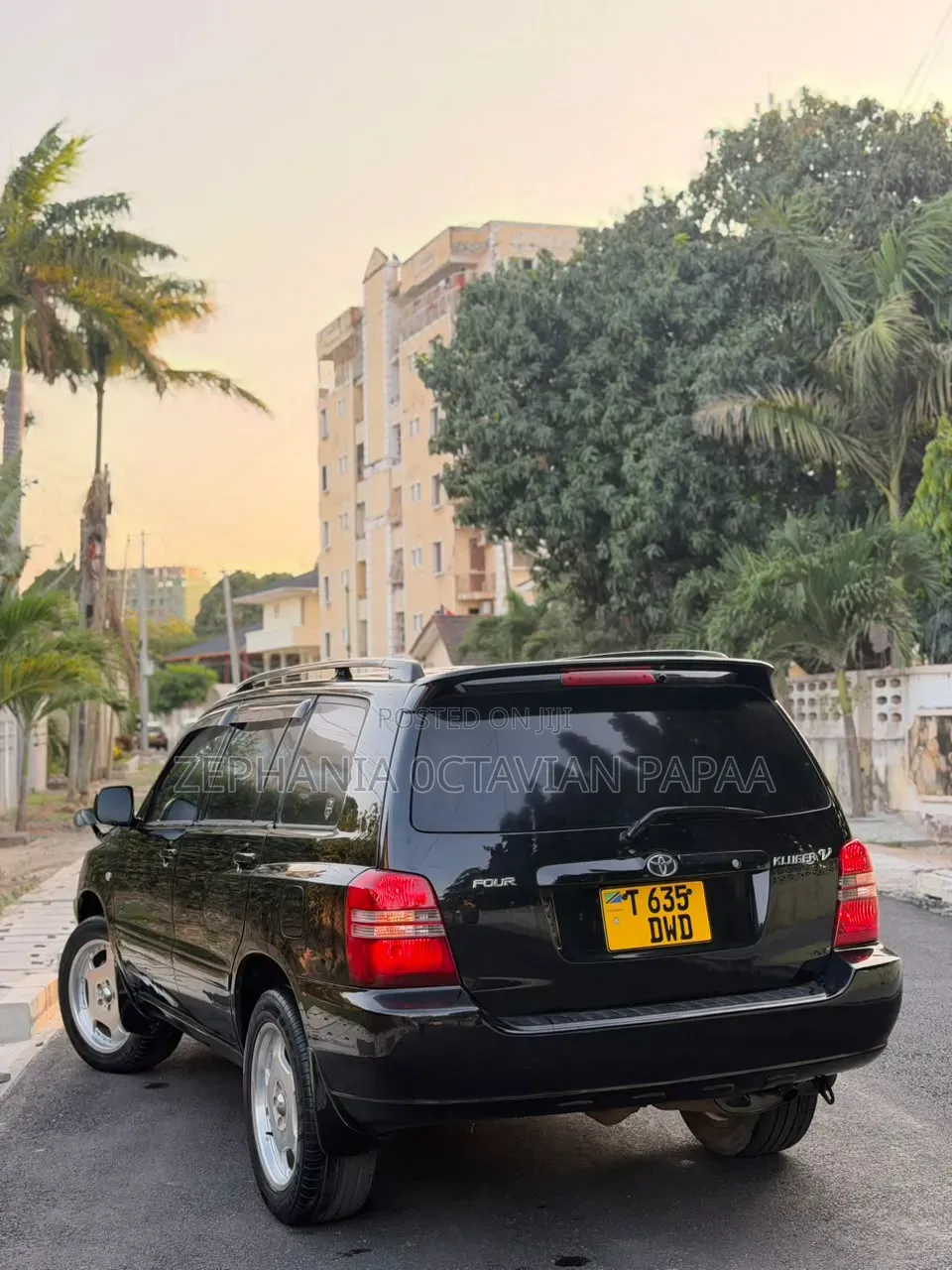 Toyota Kluger 2003 Black