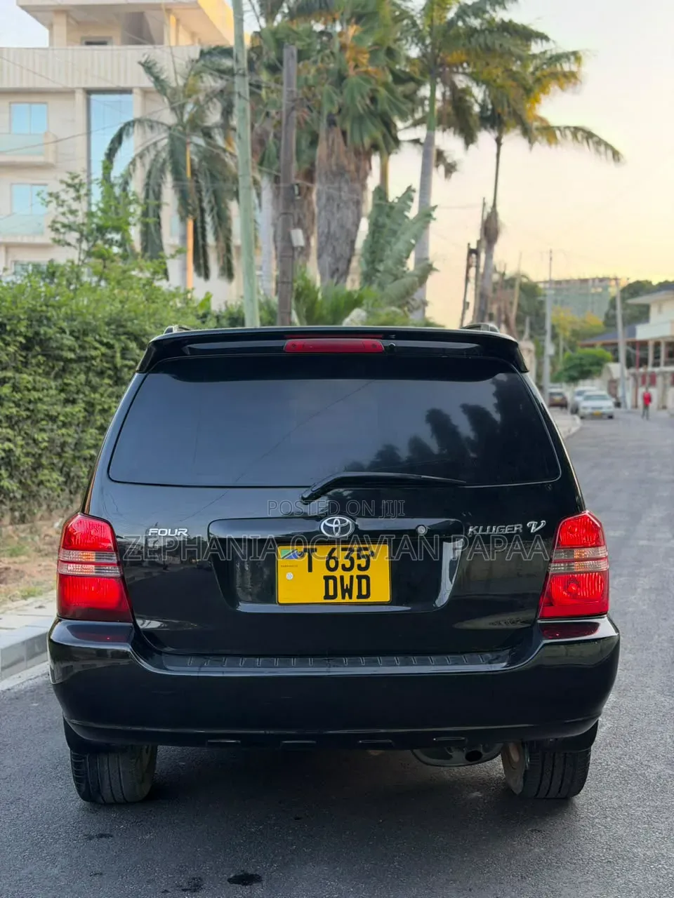 Toyota Kluger 2003 Black