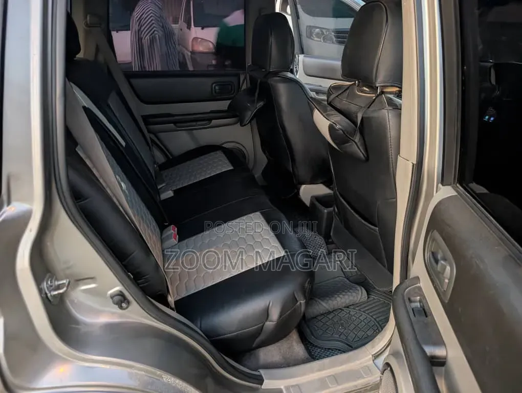 Nissan X-Trail 2002 Gray
