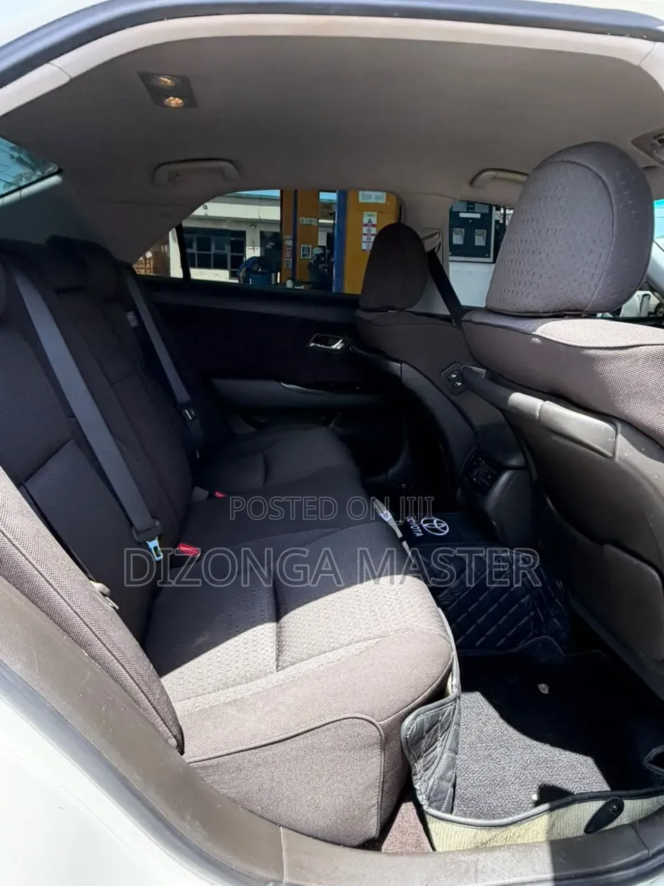 Toyota Crown 2009 White