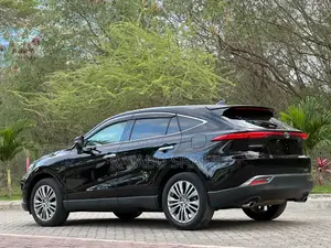 Toyota Harrier 2.0 2020 Black