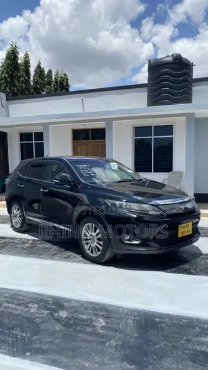 Toyota Harrier 2.0 4WD 2015 Black