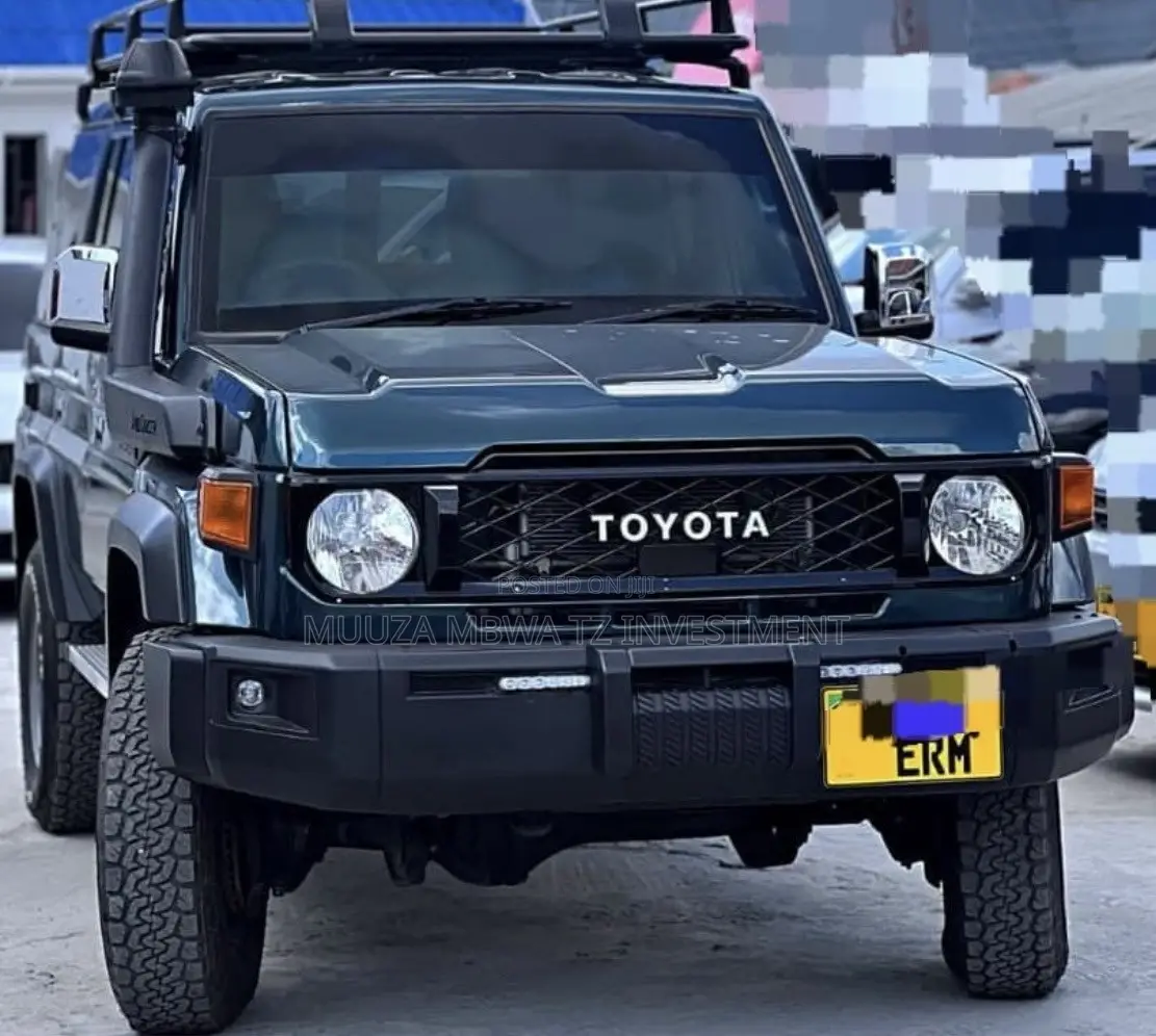Toyota Land Cruiser 76 Series 2024 Green