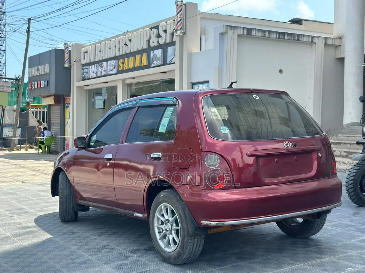 Toyota Starlet 2000 Red