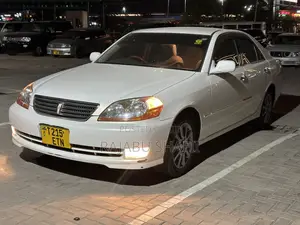 Toyota Mark II 2.0 AWD 2004 White