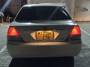Toyota Mark II 2.0 AWD 2004 White