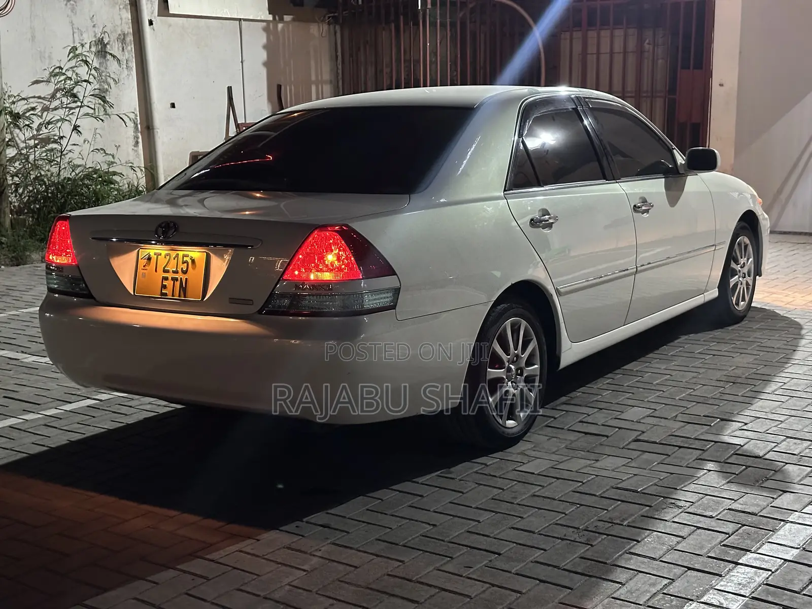 Toyota Mark II 2.0 AWD 2004 White