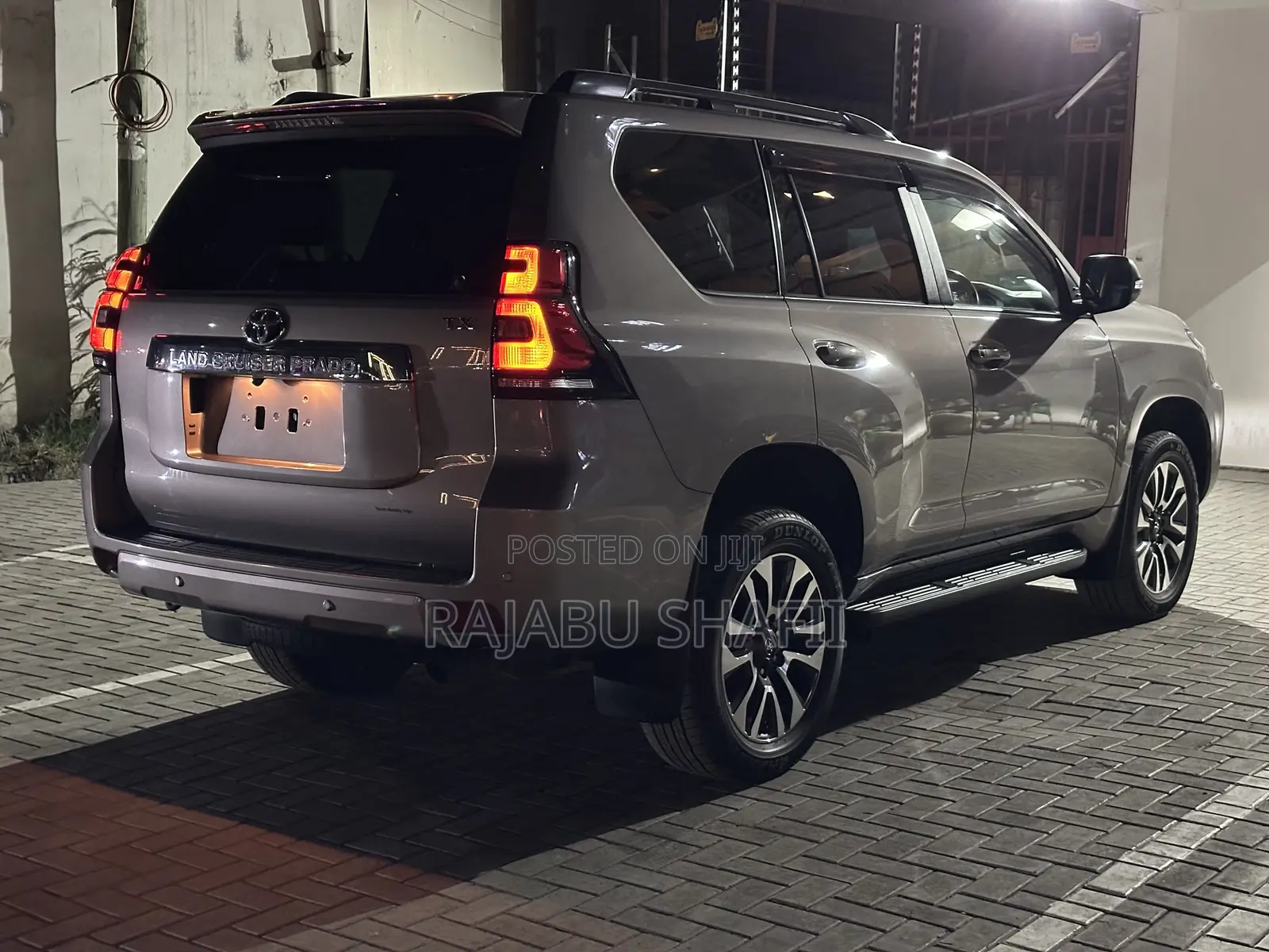 Toyota Land Cruiser Prado 2.7 2022 Beige