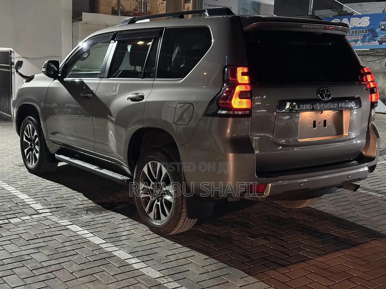 Toyota Land Cruiser Prado 2.7 2022 Beige