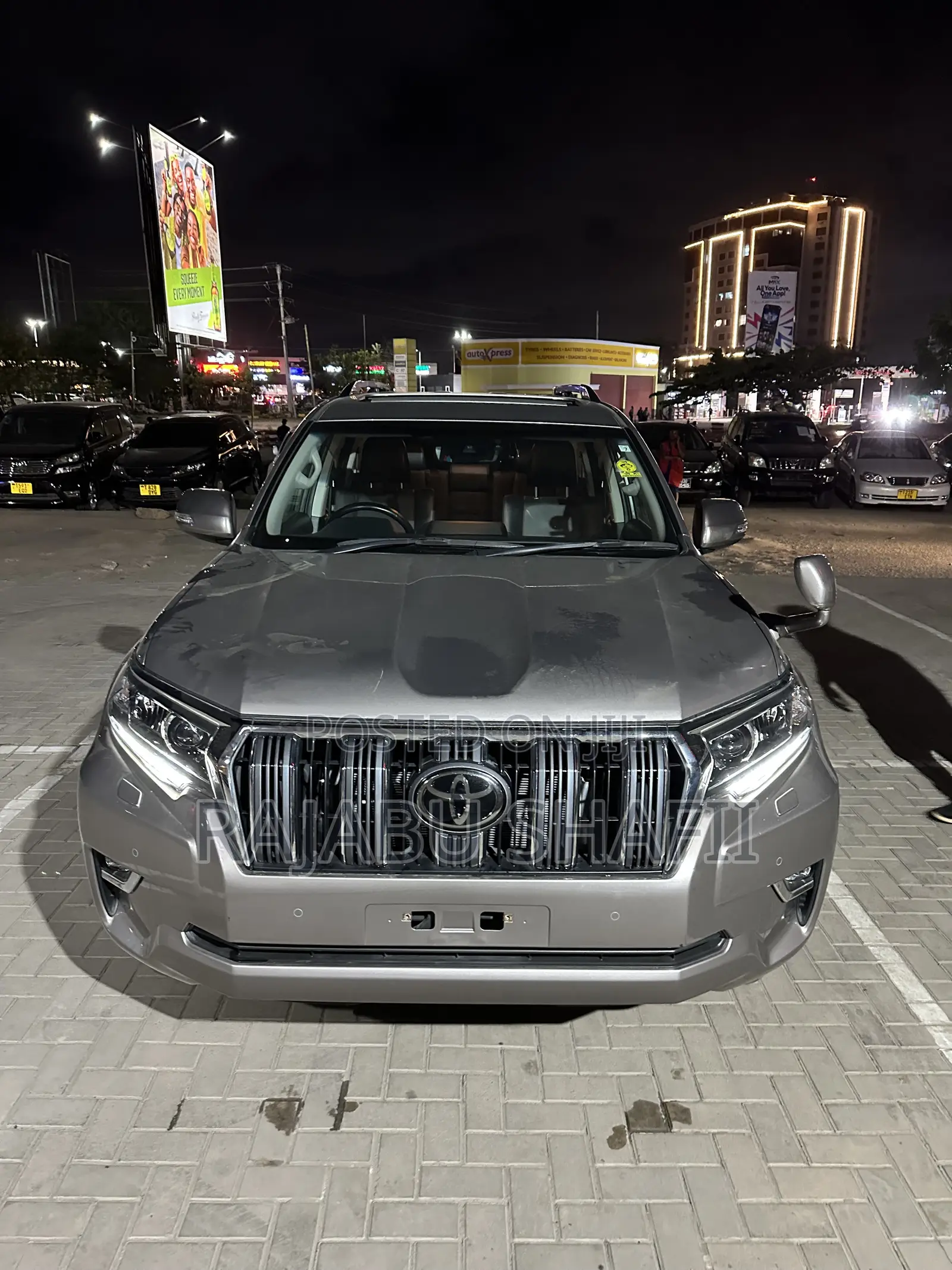 Toyota Land Cruiser Prado 2.7 2022 Beige