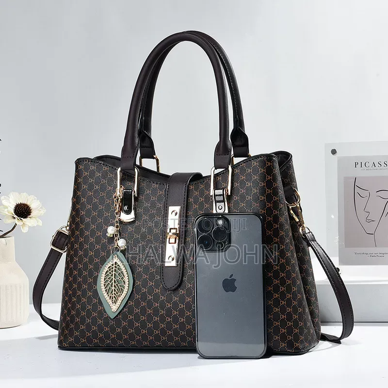 Handbag Kwa Bei Rahisi Tunatuma Kote Tanzania Karibuni Sana Wateja Wet