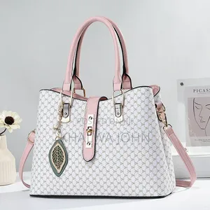 Handbag Kwa Bei Rahisi Tunatuma Kote Tanzania Karibuni Sana Wateja Wet