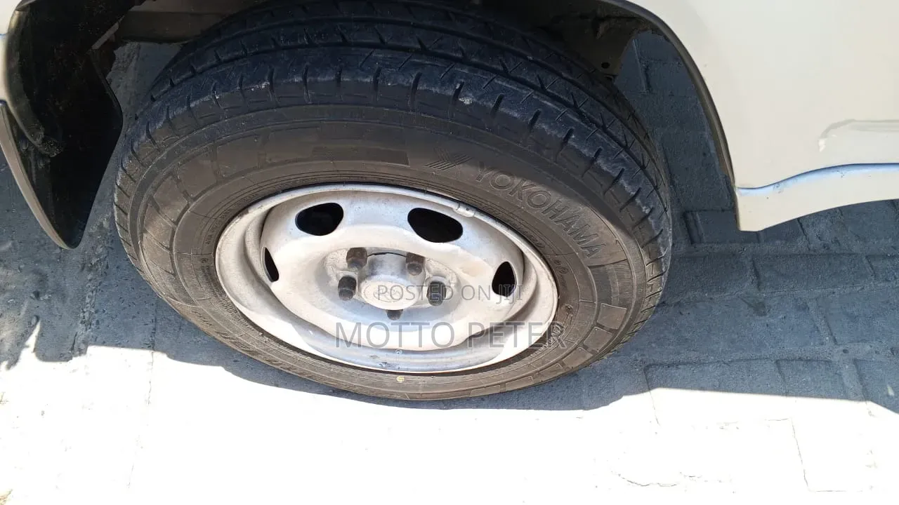Toyota TownAce 2005 White