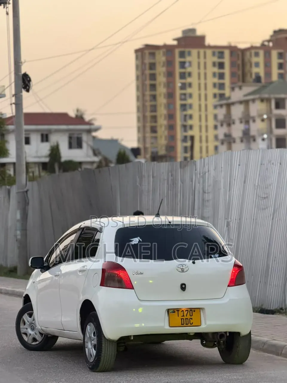 Toyota Vitz 2008 White