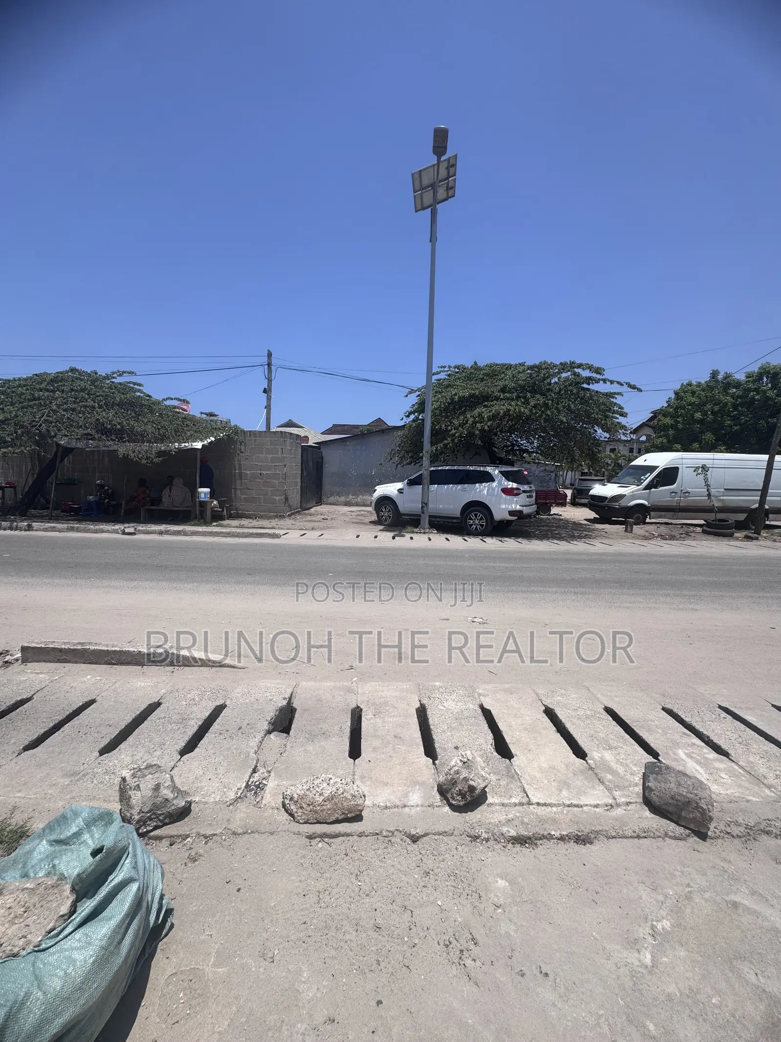 Corner Plot for Sale