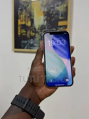 Apple iPhone 12 64 GB White