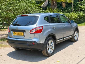 Nissan Dualis 2011 Silver