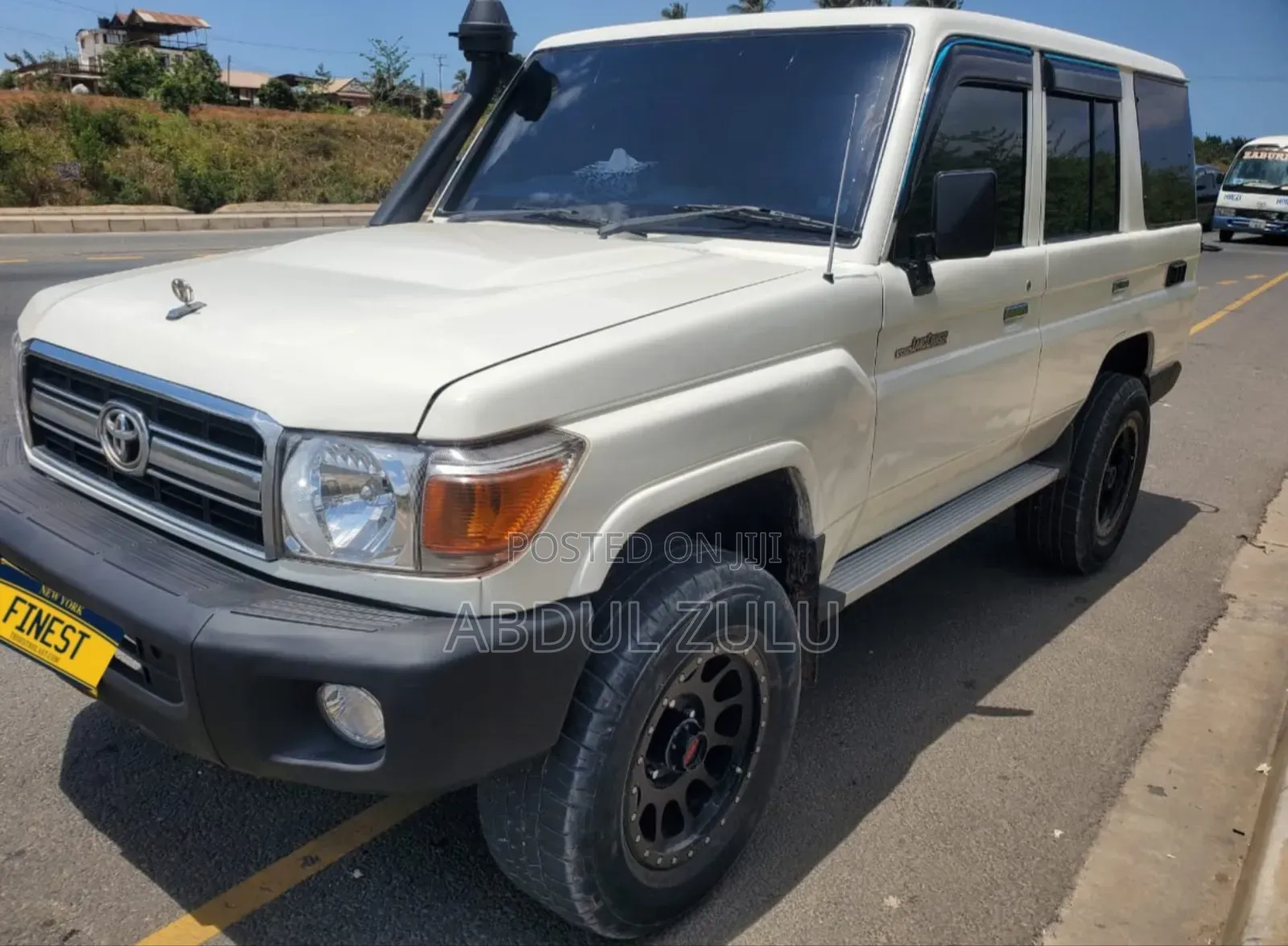 Toyota Land Cruiser 2013 White