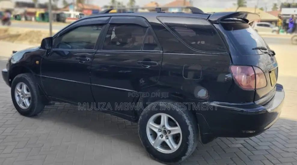 Toyota Harrier 2002 Black