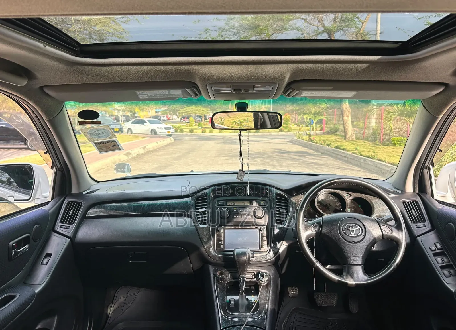 Toyota Kluger 2004 Silver