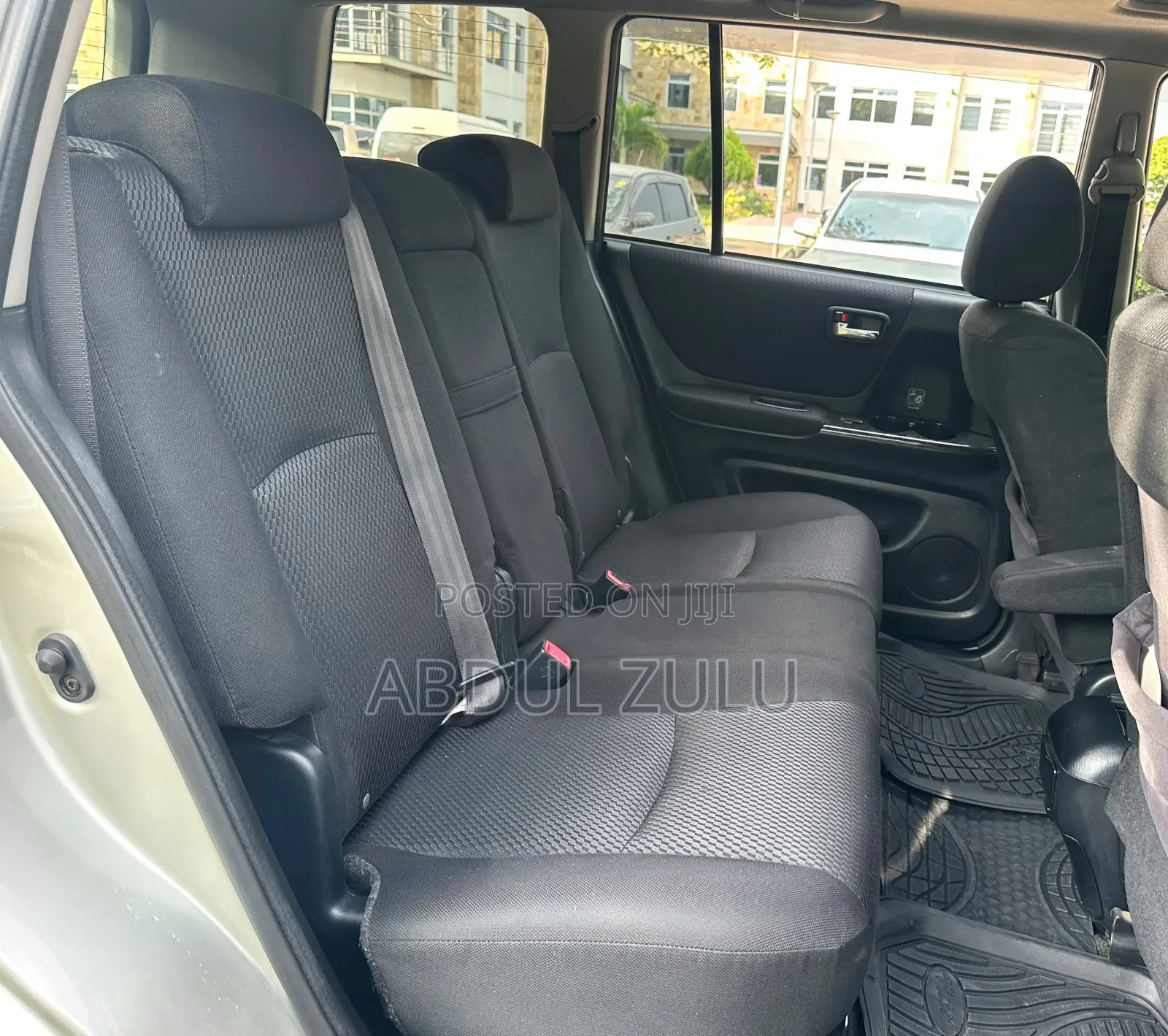 Toyota Kluger 2004 Silver