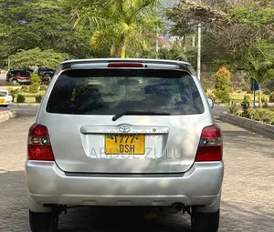Toyota Kluger 2004 Silver