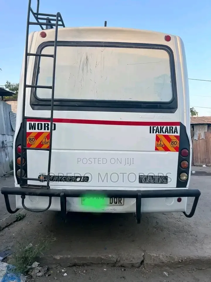 New Tata Starbus Ultra Skool 2010 White