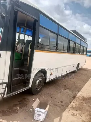 New Tata Starbus Ultra Skool 2010 White