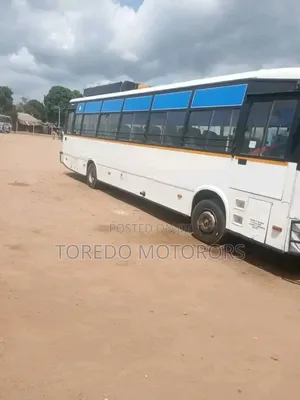 New Tata Starbus Ultra Skool 2010 White
