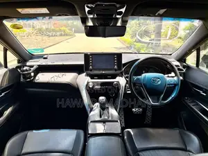 Toyota Harrier 2021 Black