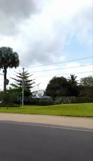 Main Road Plot Inauzwa Mapinga