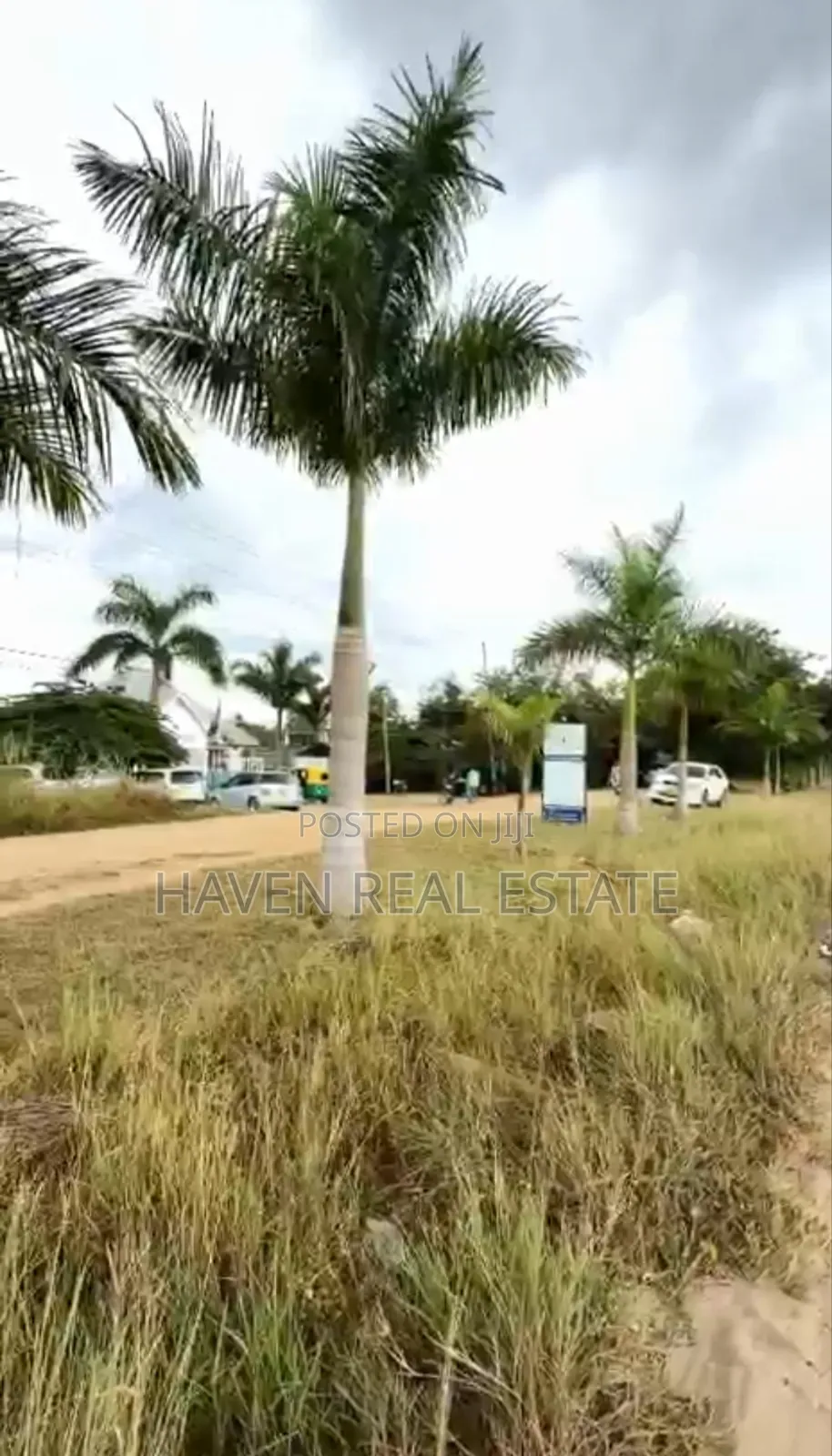 Main Road Plot Inauzwa Mapinga