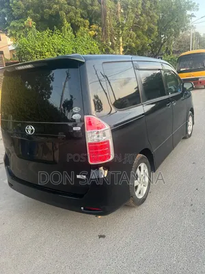 Toyota Noah 2008 Black
