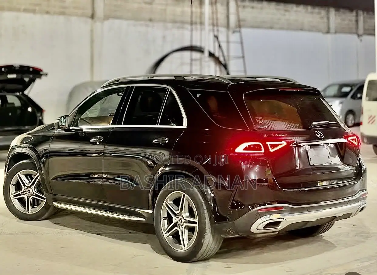 Mercedes-Benz GLE-Class GLE 400d 4MATIC 2021 Black