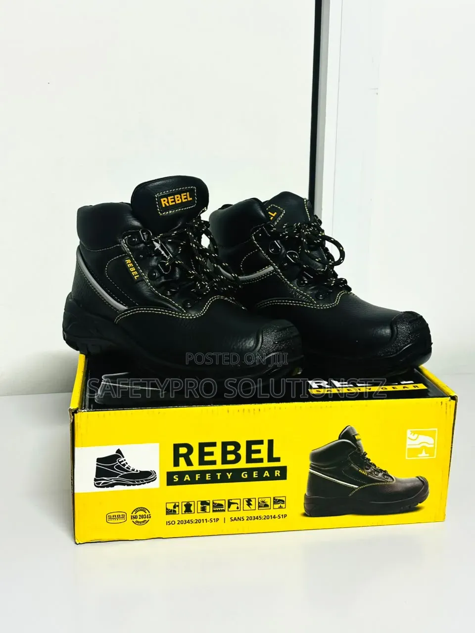 Rebel Chukka Safety Shoes
