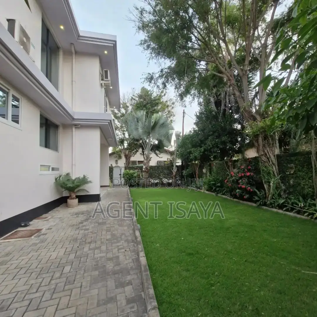5bdrm Apartment in Mikocheni for sale