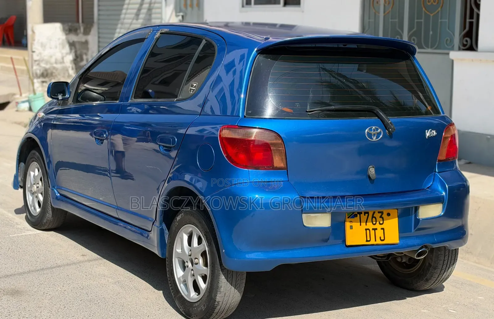 Toyota Vitz 1.3 AWD 5dr 2002 Blue