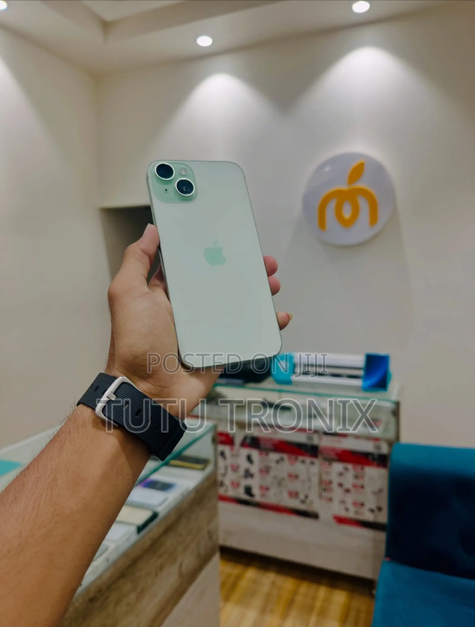 New Apple iPhone 15 Plus 128 GB Green