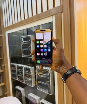 Apple iPhone 15 Pro 128 GB Silver