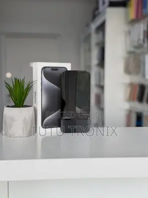 New Apple iPhone 15 Pro Max 256 GB Black