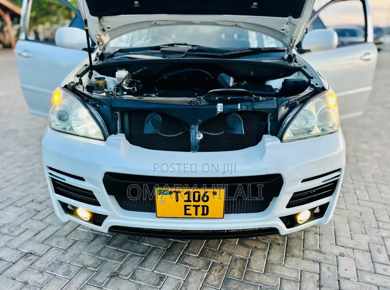 Toyota Harrier 2009 White