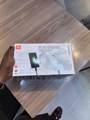 JBL Charge 6