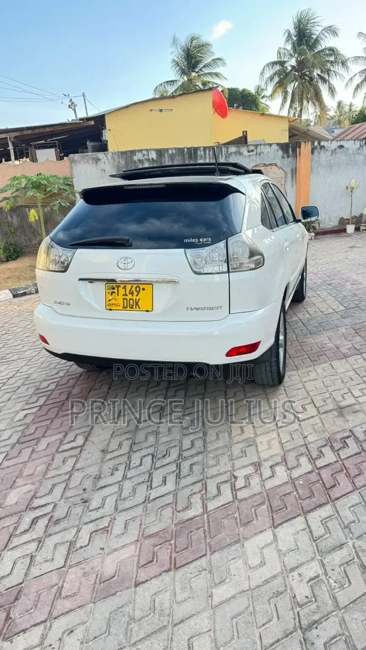 Toyota Harrier 2.4 2006 White