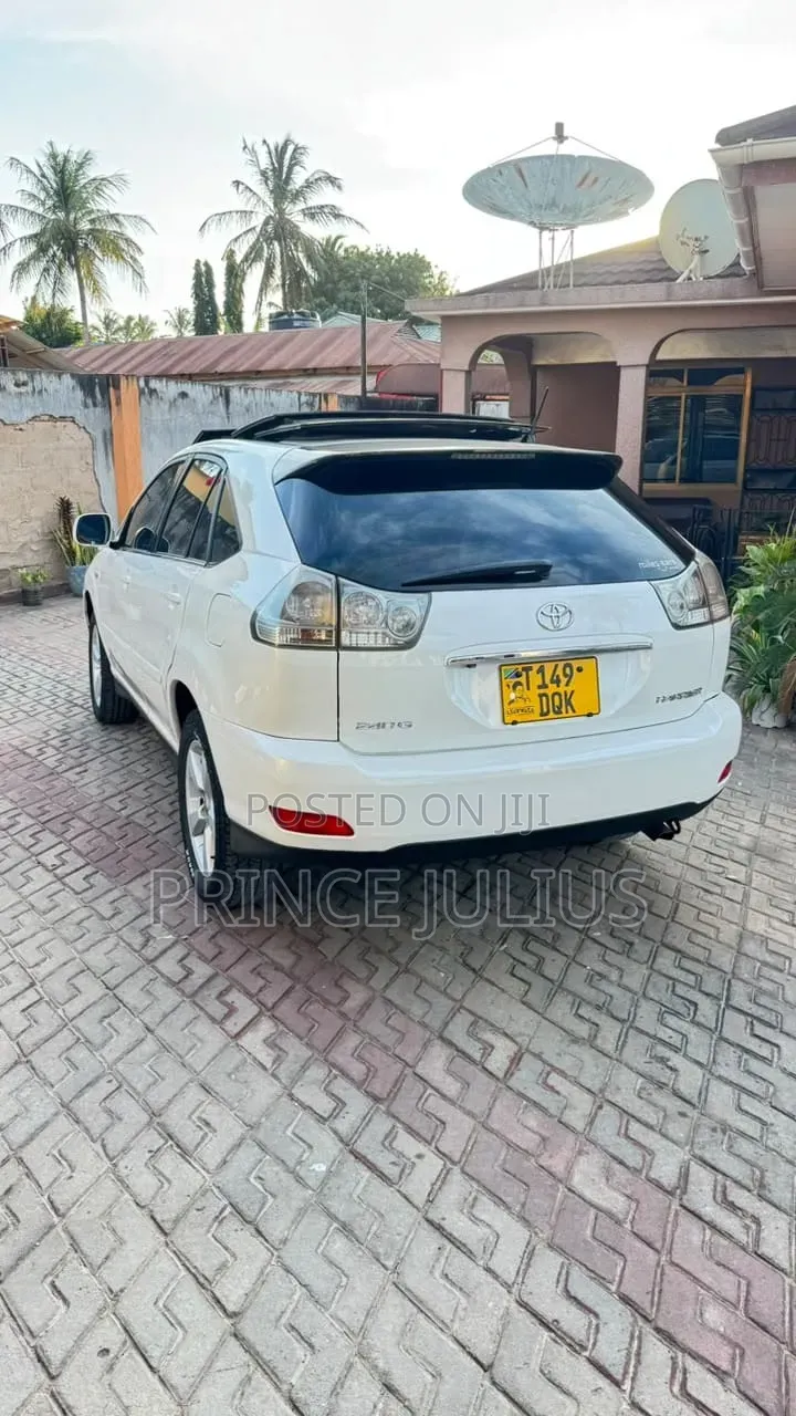 Toyota Harrier 2.4 2006 White