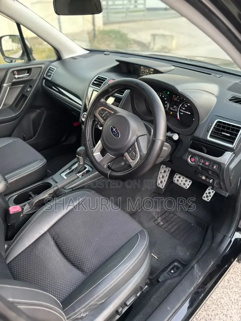 Subaru Forester 2015 Black