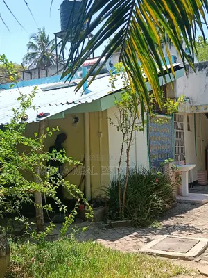 4bdrm House in Mikocheni for sale